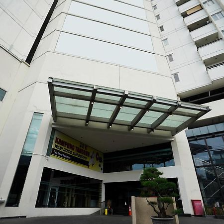 Hotel Collection O 29 Twin Tower Surabaya Exterior foto